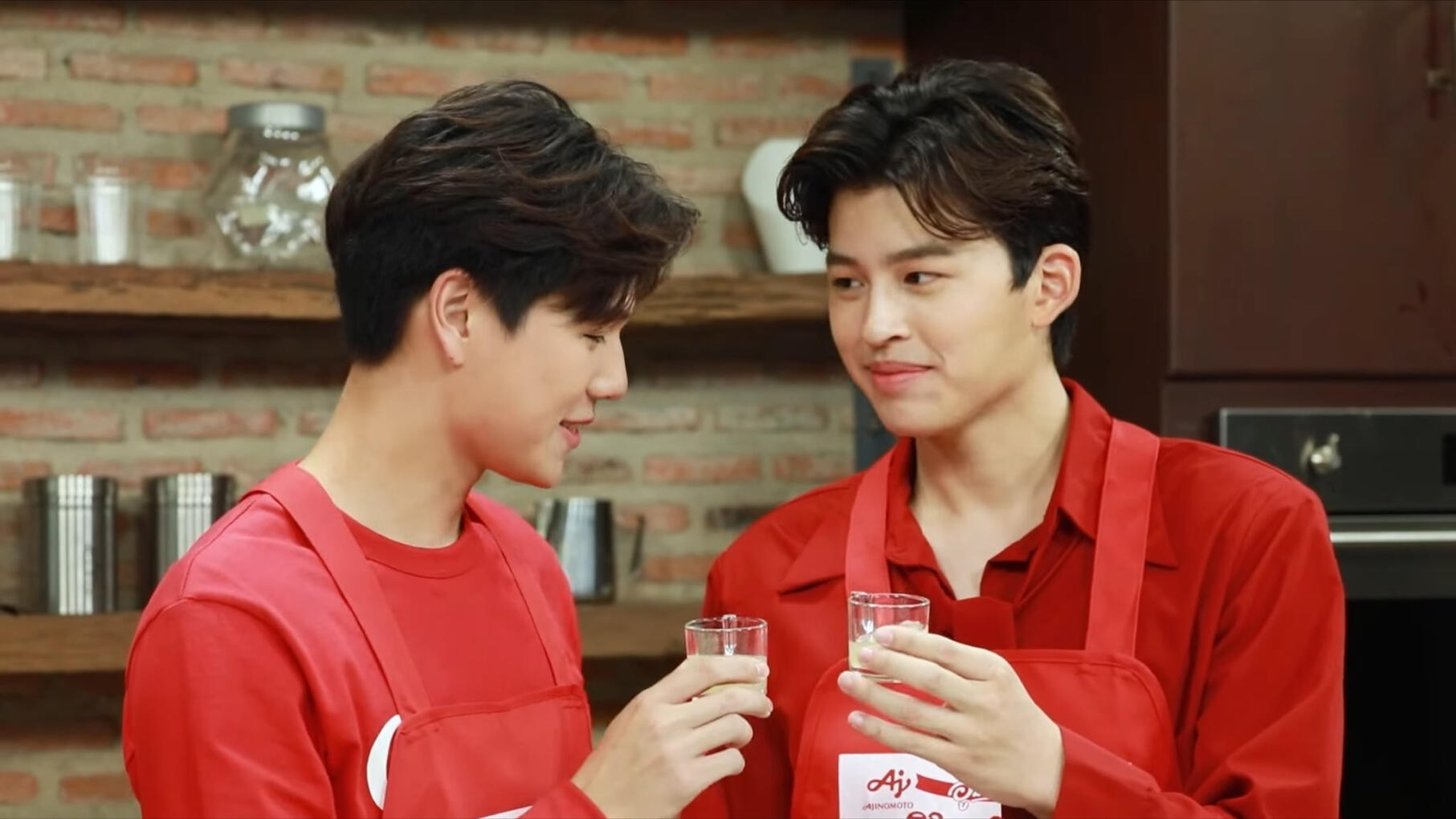 [ENG SUB] LITTLE BIG WORLD WITH PONDPHUWIN